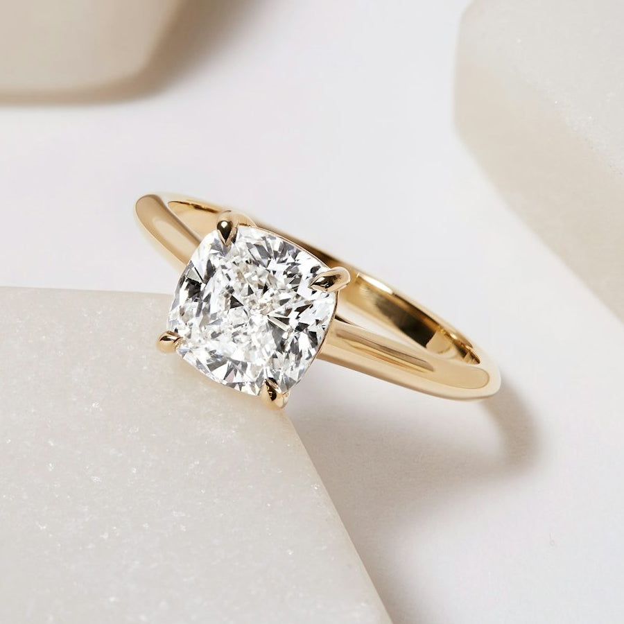 Cushion white diamond