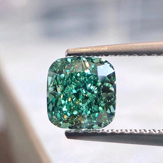 1.66ct CUSHION Fancy vivid Green VS1 LG656479384|AGNES Jewelry