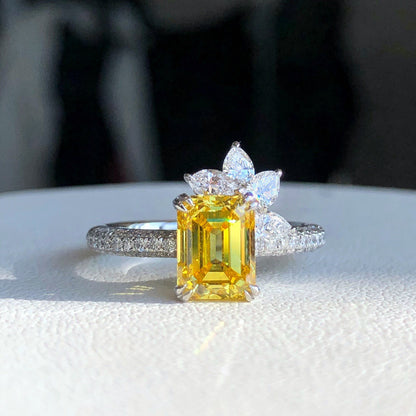 1.79-carat emerald-cut fancy vivid yellow vvs2 LG10109619|AGNES Jewelry