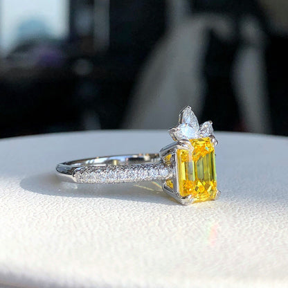 1.79-carat emerald-cut fancy vivid yellow vvs2 LG10109619|AGNES Jewelry