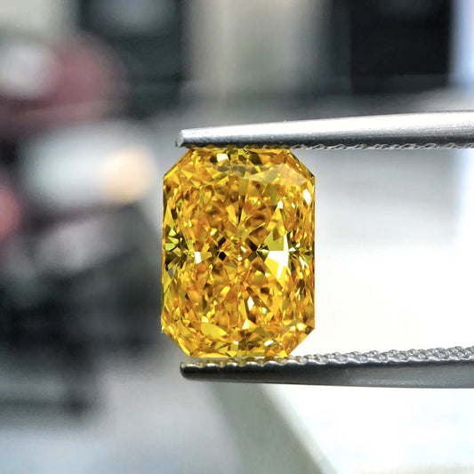 2.38ct radiant-cut FANCY VIVID YELLOW VVS2 LG684511812|AGNES Jewelry