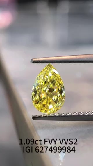 1.09 carat pear cut FANCY VIVID YELLOW VVS2 LG627499984|AGNES Jewelry